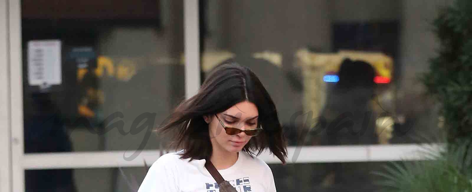 Kendall Jenner se apunta a la moda de la «riñonera»