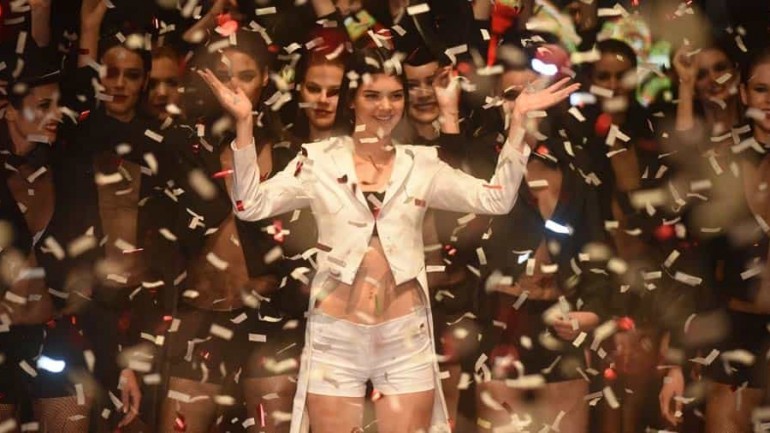 La largas piernas de Kendall Jenner