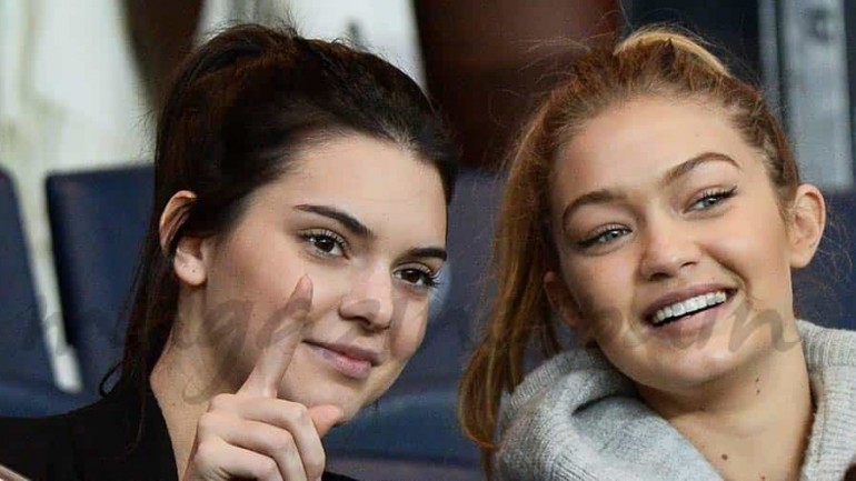 Kendall Jenner y Gigi Hadid revolucionan las gradas del PSG