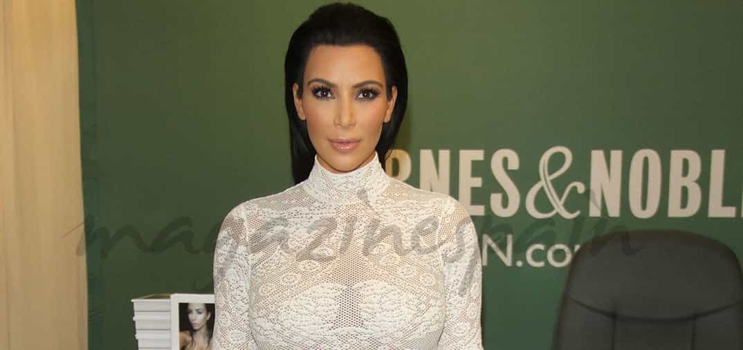 Kim Kardashian se «desnuda» en su nuevo libro