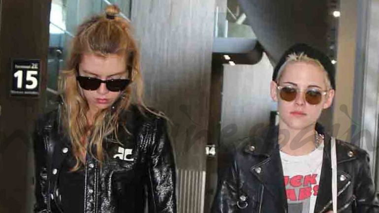 Kristen Stewart y Stella Maxwell pasean su amor por las calles de París