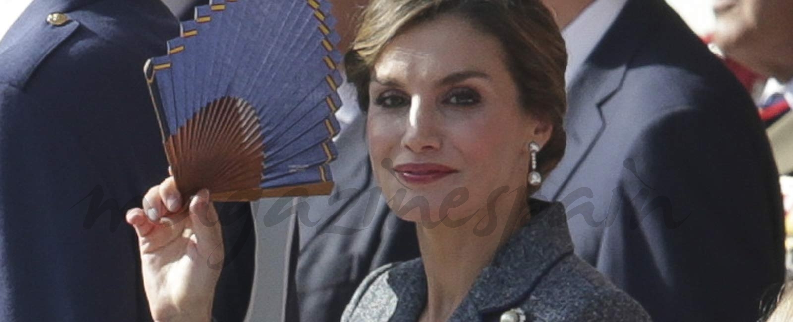 La reina Letizia apuesta por Felipe Varela el Día Nacional