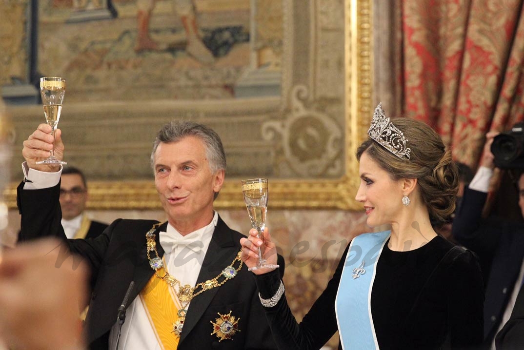 Cena de gala en el Palacio Real en honor al Presidente Mauricio Macri y su esposa © Casa S.M. El Rey