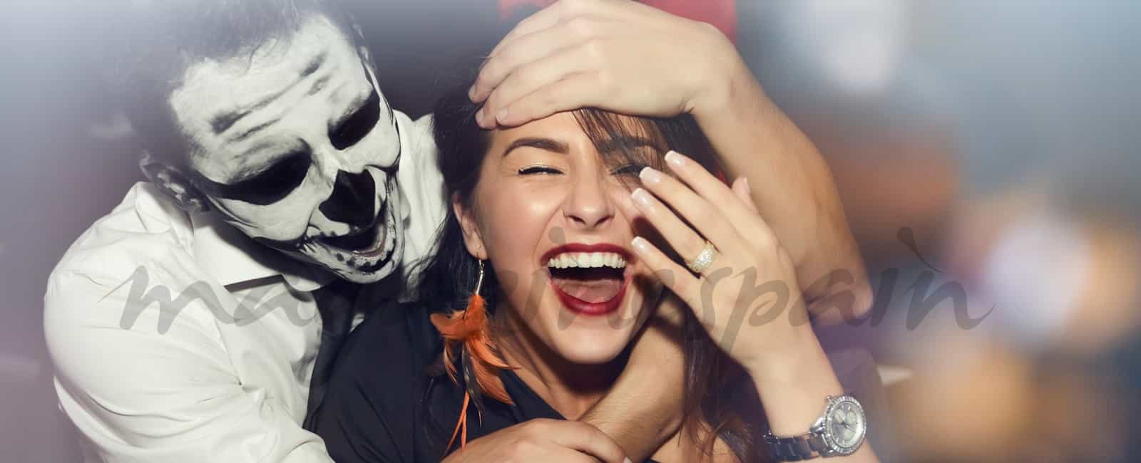 Los mejores disfraces de Halloween para encontrar tu «media calabaza»