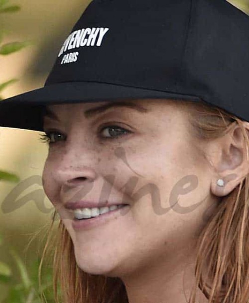 Lindsay Lohan anula su matrimonio y se va de vacaciones