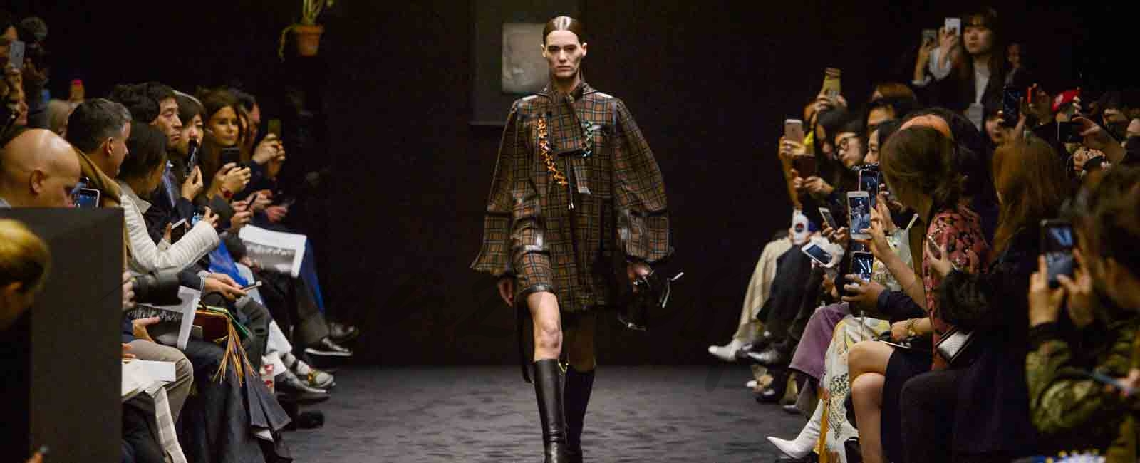 París Fashion Week: Loewe Otoño-Invierno 2017/18