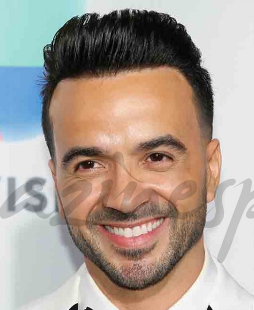 Luis Fonsi el triunfador de los Grammy Latinos con su “Despacito”