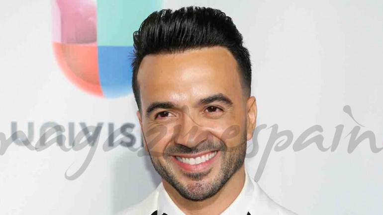 Luis Fonsi el triunfador de los Grammy Latinos con su «Despacito»