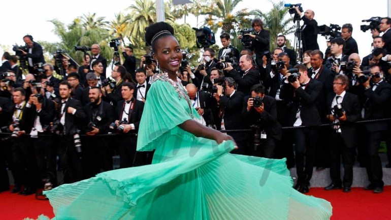 Lupita Nyong’o al ritmo de Enrique Iglesias