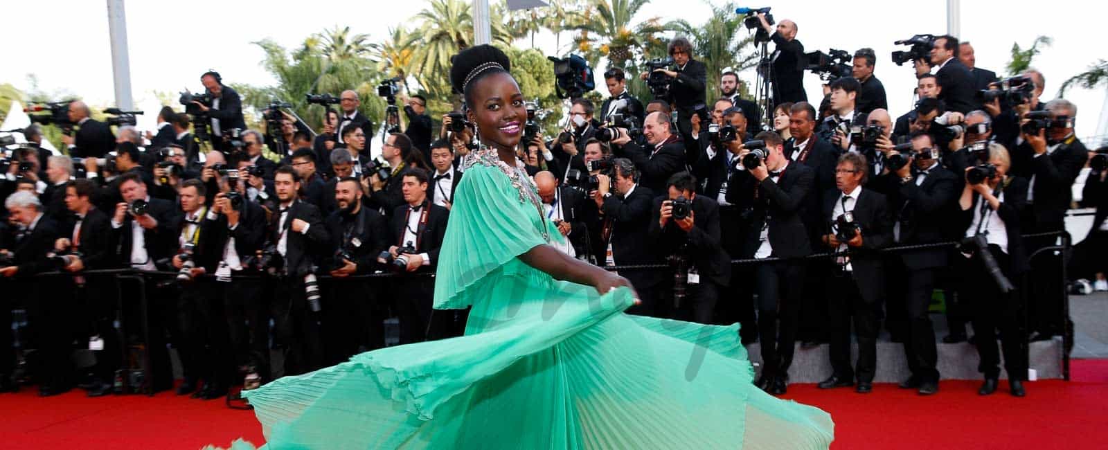 Lupita Nyong’o al ritmo de Enrique Iglesias