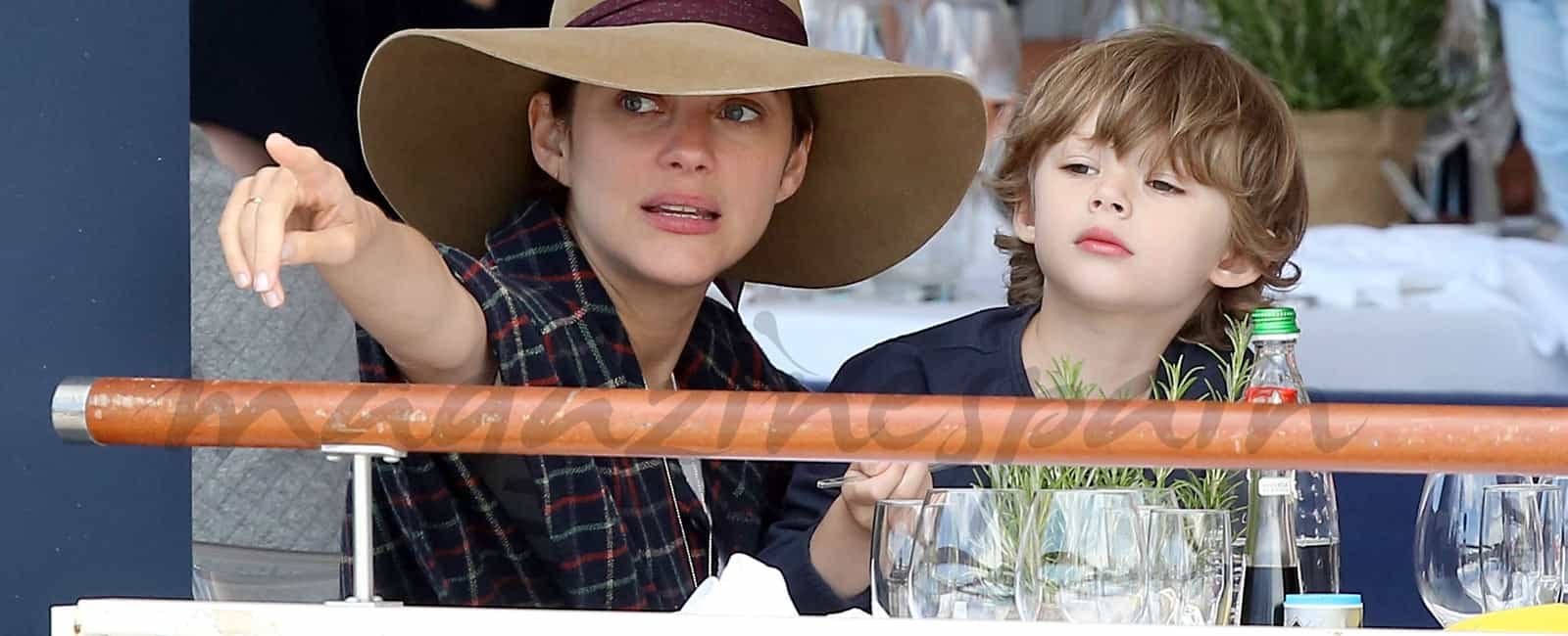 Marion Cotillard confirma su embarazo y niega su romance con Brad Pitt
