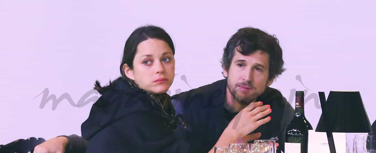 Marion Cotillard se refugia en su familia