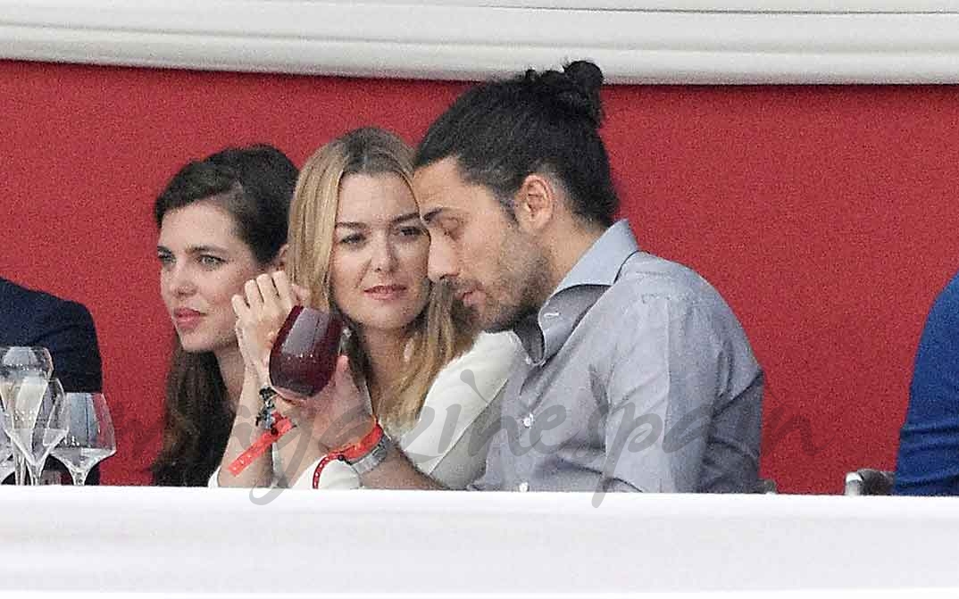 Carlota Casiraghi, Marta Ortega y Carlos Torretta