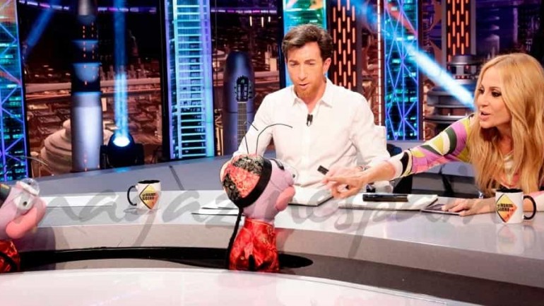 Marta Sánchez vuelve pisando fuerte