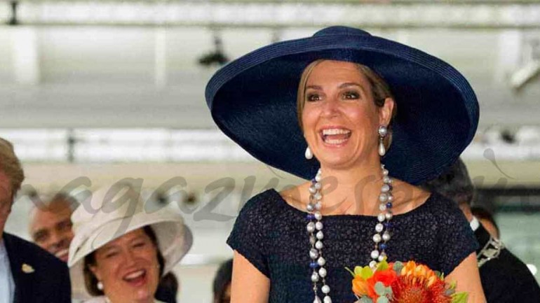 La reina Máxima de Holanda, madrina un lujoso crucero en Rotterdam