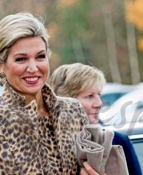 Máxima de Holanda se deja seducir por el animal print