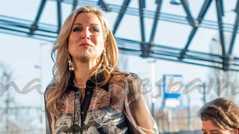 Máxima de Holanda en blanco y negro