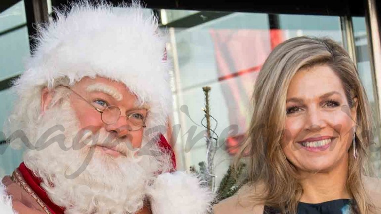 Máxima de Holanda da comienzo la Navidad con su asistencia a una función escolar