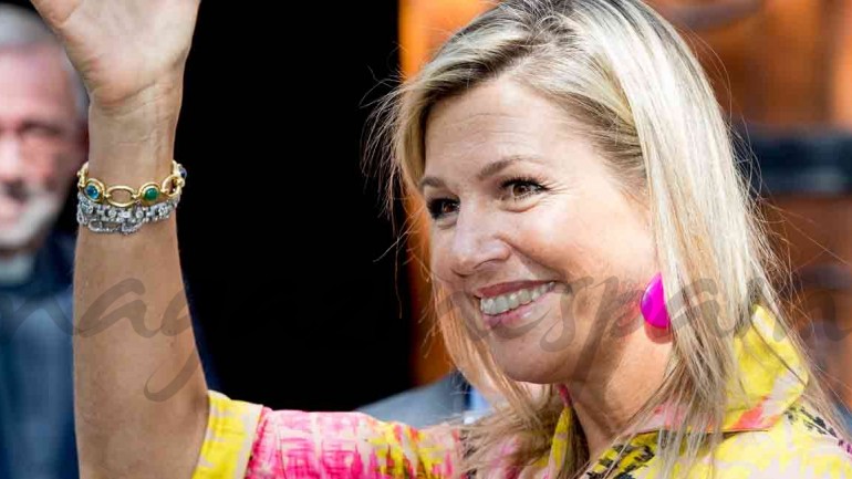 Máxima de Holanda vuelve a sonreír