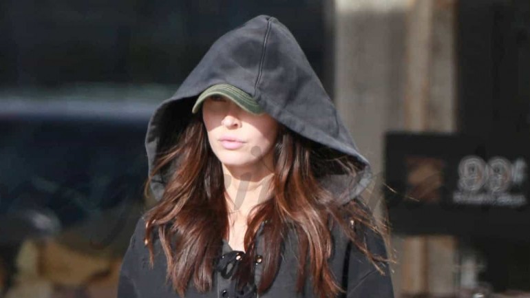 Megan Fox camuflada para ir de compras