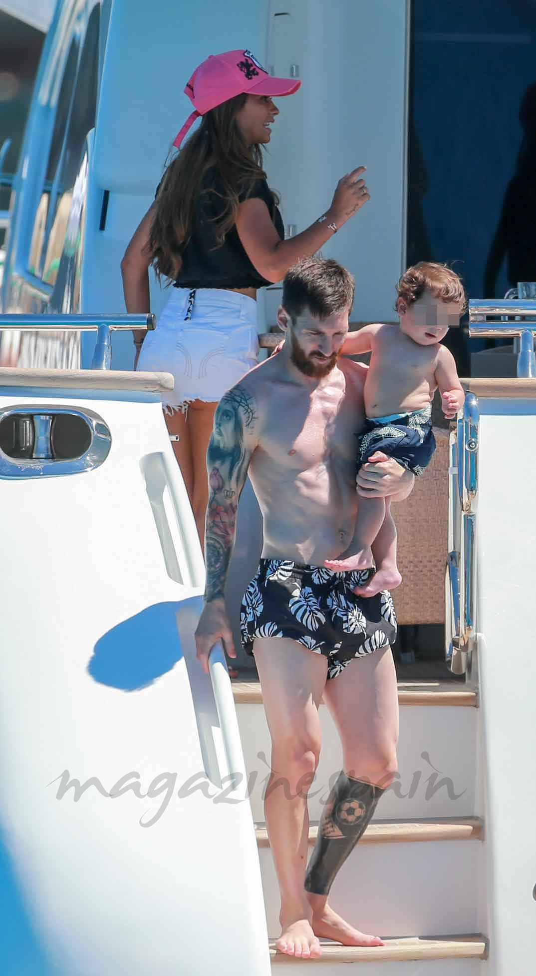 Leo Messi con el pequeño Mateo