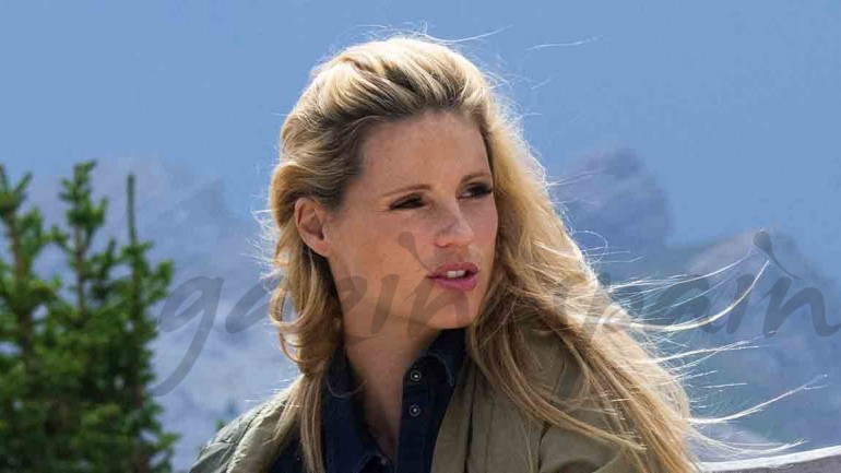 Michelle Hunziker elige la montaña para pasar sus vacaciones con su familia