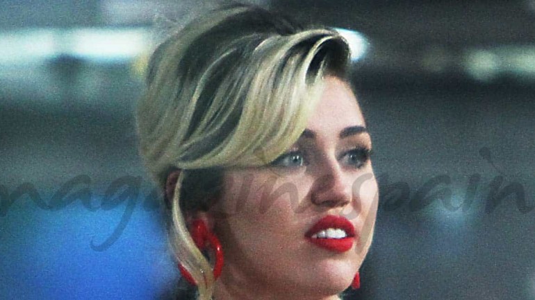 Miley Cyrus: «No posaré nunca más en ninguna alfombra roja»