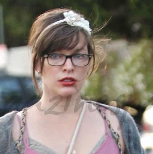 Milla Jovovich irreconocible