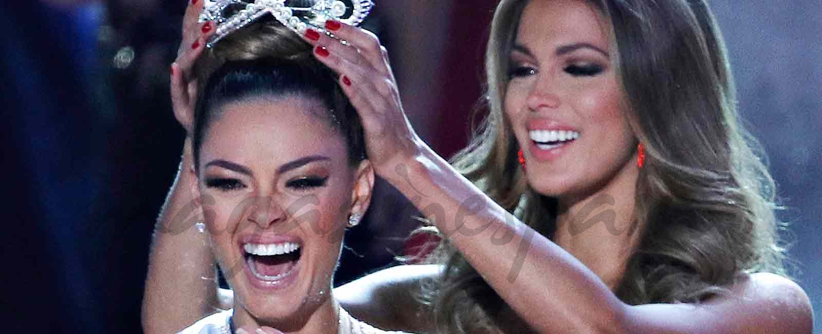 La sudafricana Demi-Leigh Nel-Peters coronada como nueva Miss Universo