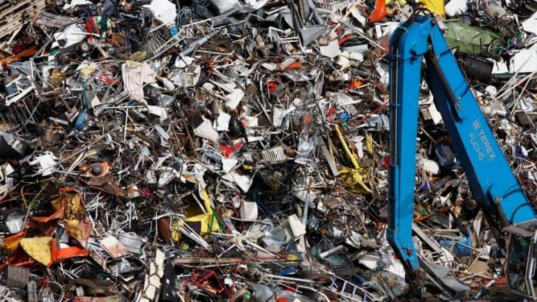 Un montón de basura convertida en alta costura