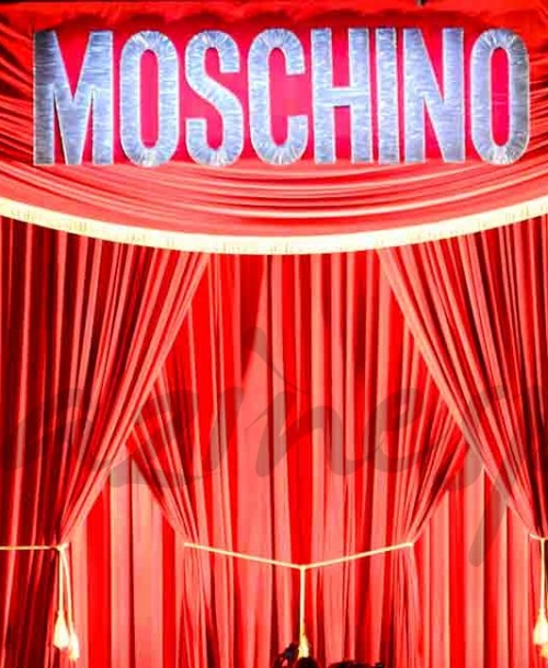 Milán Fashion Week: Moschino Otoño-Invierno 2017/18