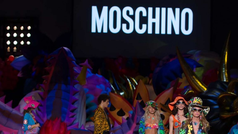El desfile Crucero 2017 de Moschino