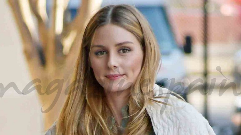 Olivia Palermo, cómo llevar chanclas con estilo