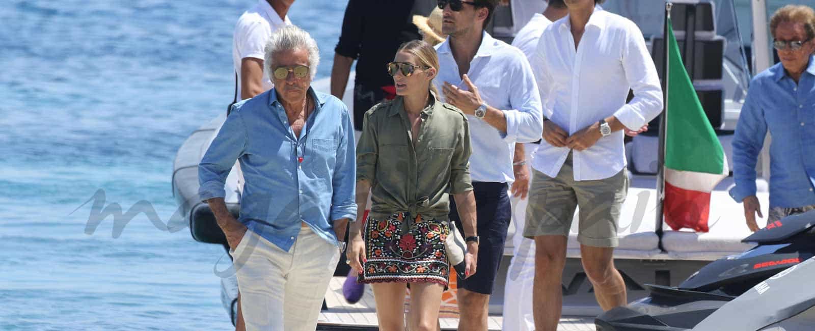 olivia palermo y su novio en mikonos invitados por valentino