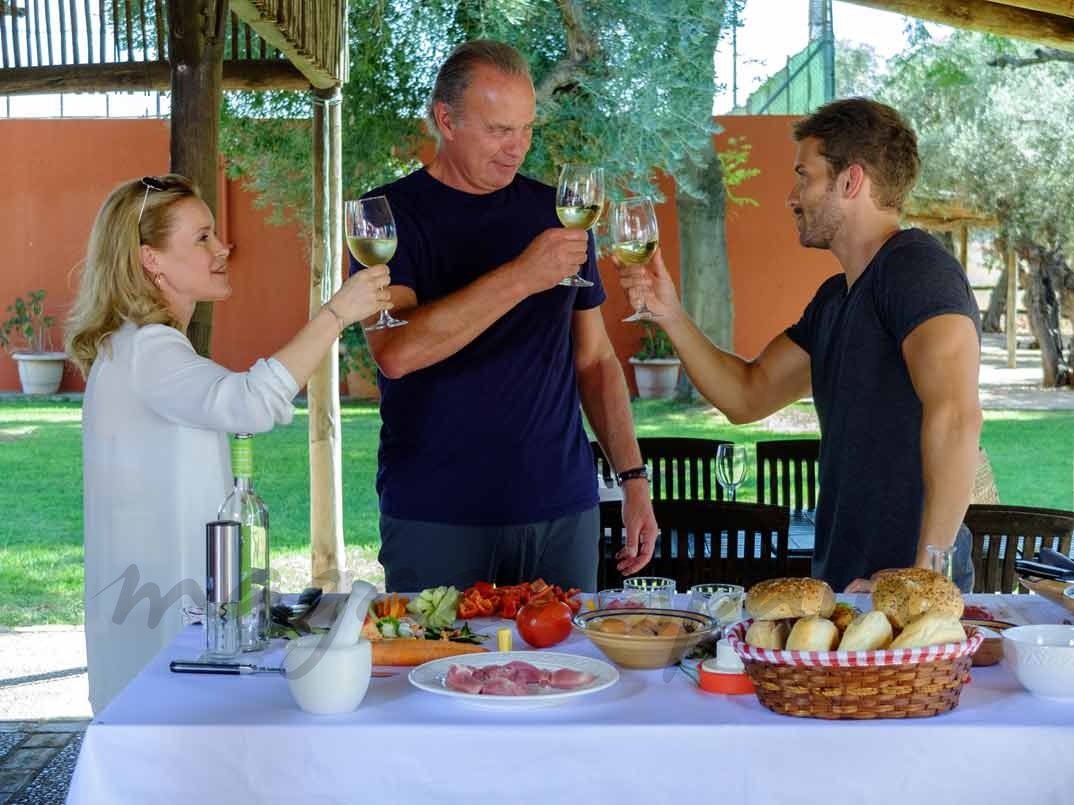 María Esteve, Bertín Osborne y Pablo Alborán - Mi casa es la tuya © Mediaset