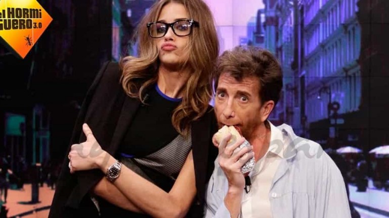 Ana Beatriz Barros se divierte en «El Hormiguero 3.0»