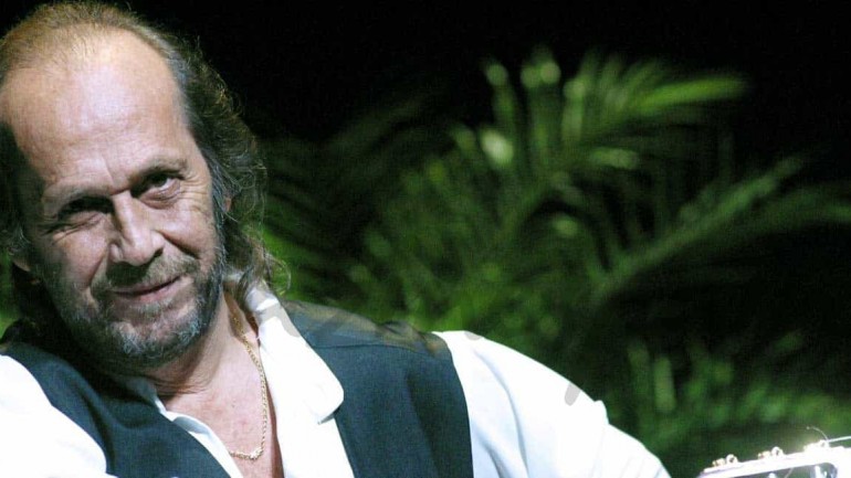 Google elige para su último «doodle» temático del año, a Paco de Lucía