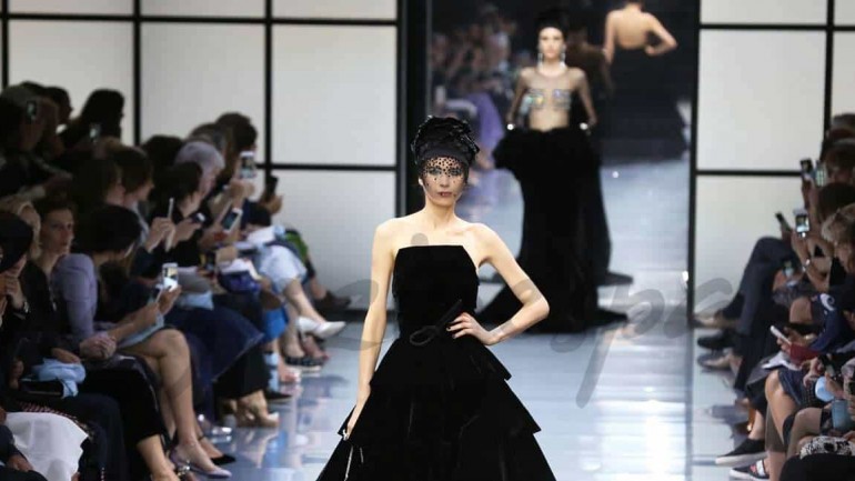 Paris Fashion Week 2016: Armani