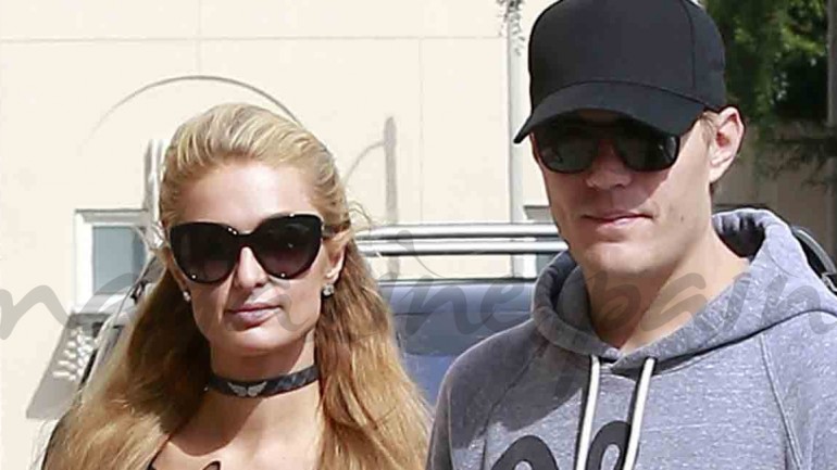 Paris Hilton consolida su relación con Chris Zylca