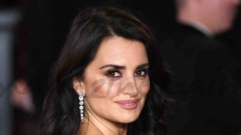 Penélope Cruz, brilla con luz propia en la noche londinense