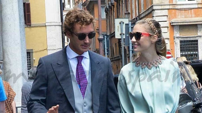Pierre Casiragui y Beatrice Borromeo toman nota