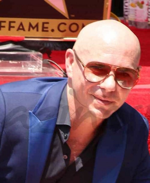 Pitbull ya tiene su estrella en el Paseo de la Fama de Hollywood