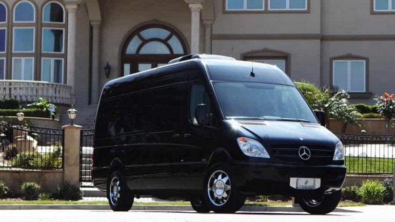 Convierte tu furgón en una auto-caravana de lujo