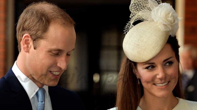Los Duques de Cambridge bautizan a su hijo