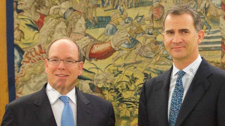 Felipe VI con Alberto de Mónaco