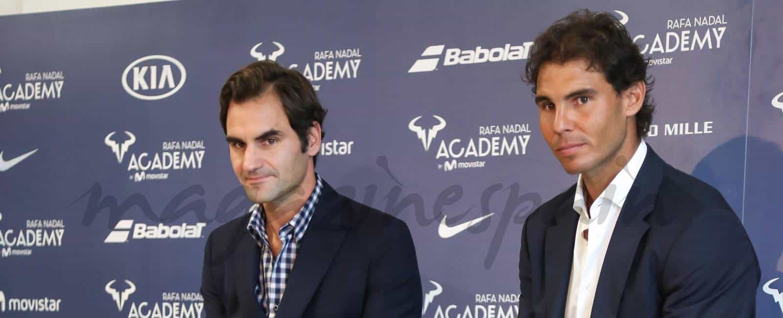 Rafa Nadal y Roger Federer, inauguran la escuela de tenis del español