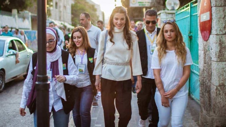 Rania de Jordania y su hija la princesa Iman, marcha solidaria