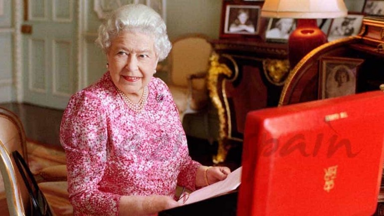 La reina Isabel II de Inglaterra, bate el récord de reinado