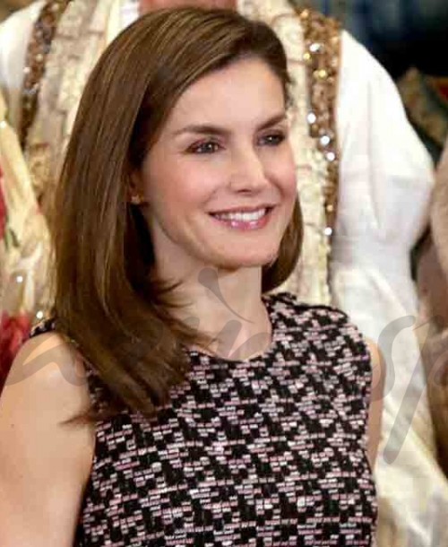 La reina Letizia muestra de nuevo su apoyo a la mujer