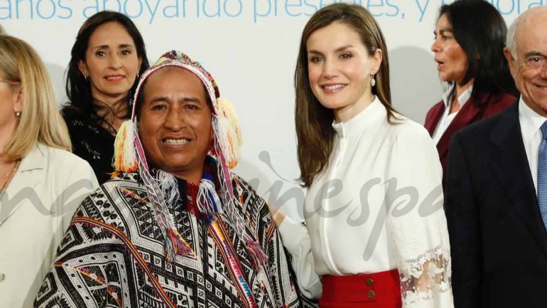 El impecable estilo «working girl» de la reina Letizia